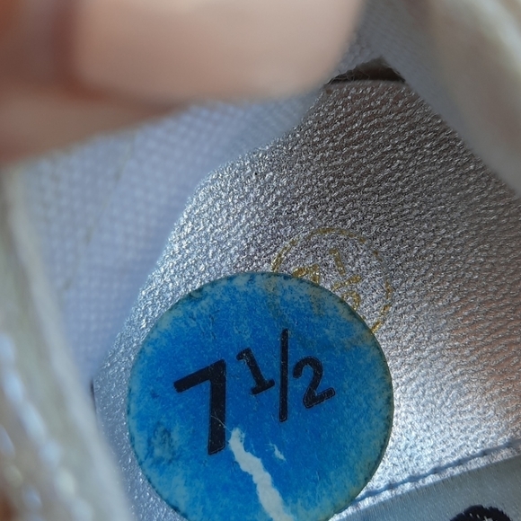 Chinese Laundry 7.5 white black sequin sneakers - Picture 11 of 13